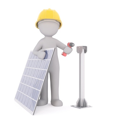 Personnage 3D casqué portant un panneau solaire et son support de fixation